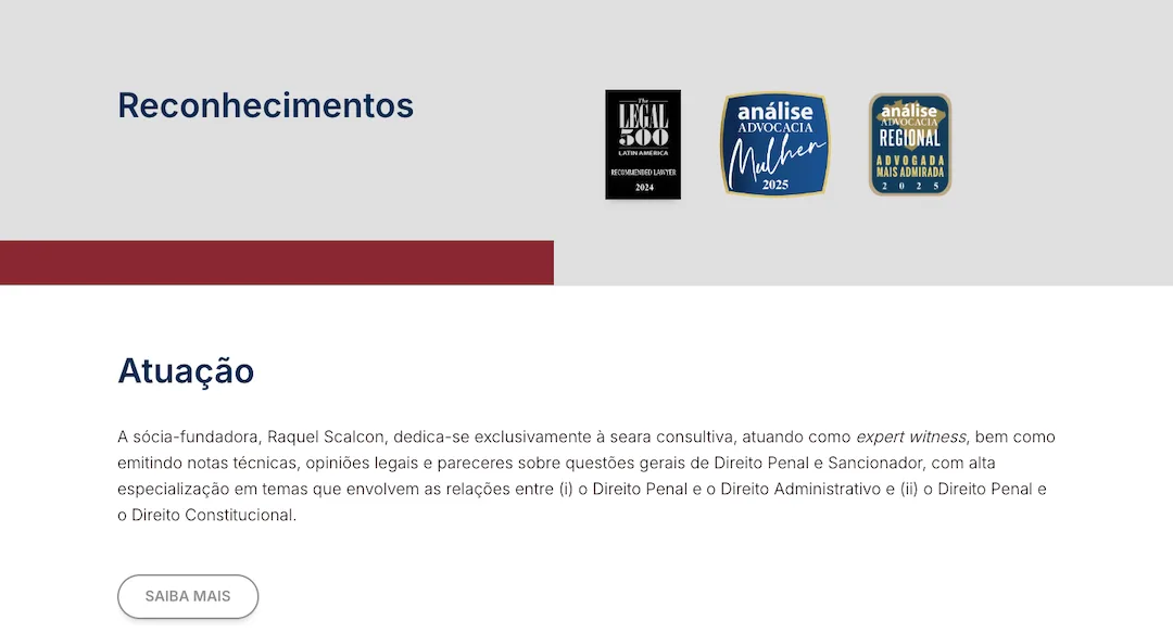 Imagem mostra parte da página inicial do site da professora de Direito Penal Raquel Scalcon.